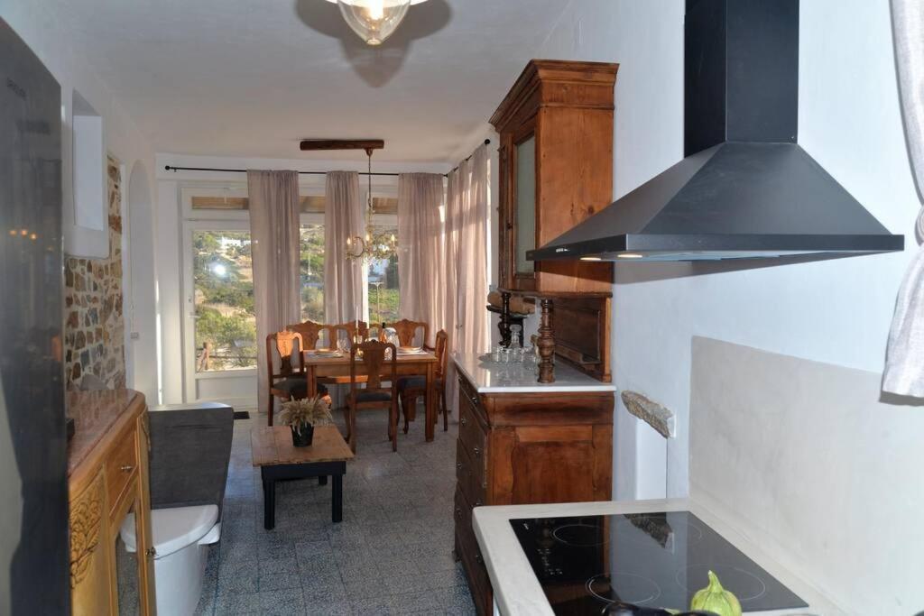George Farmhouse Chrousa エクステリア 写真